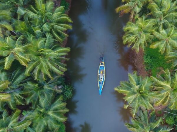 Trivandrum, Munroe Island, Kumily, Munnar, Thrissur – India